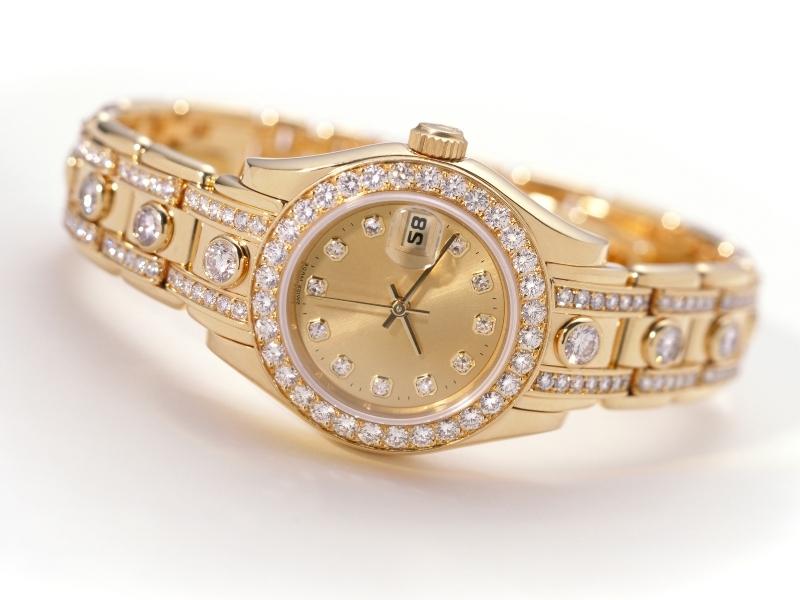 gadai jam tangan mewah